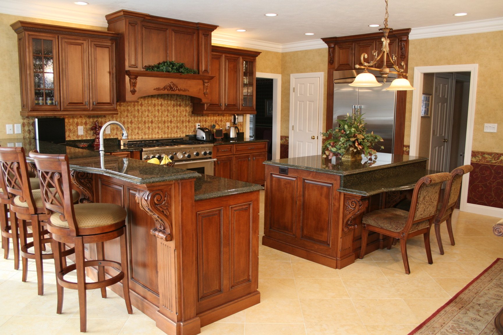 traditional kitchens riegsecker cabinet